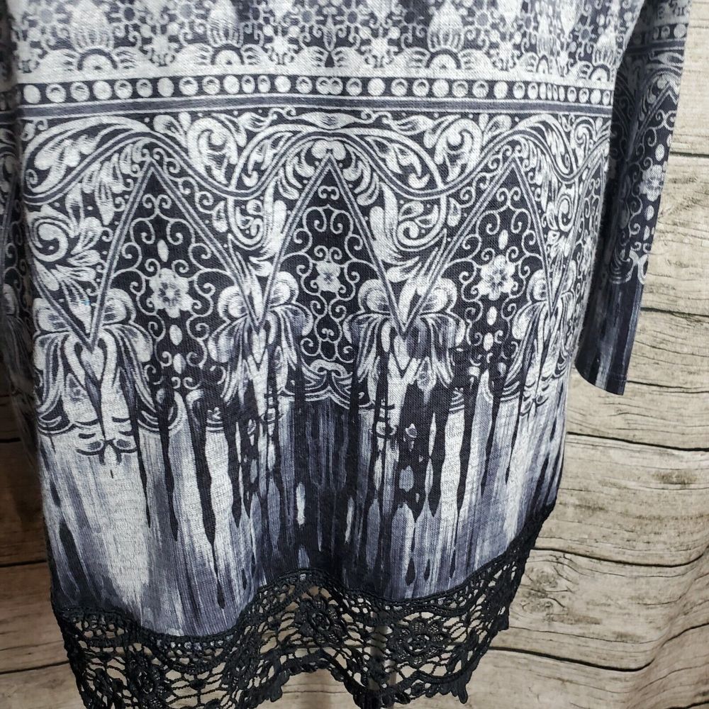 World Unity Gray and Black LS Lace Trimmed Top 3X NWT - Picture 4 of 9